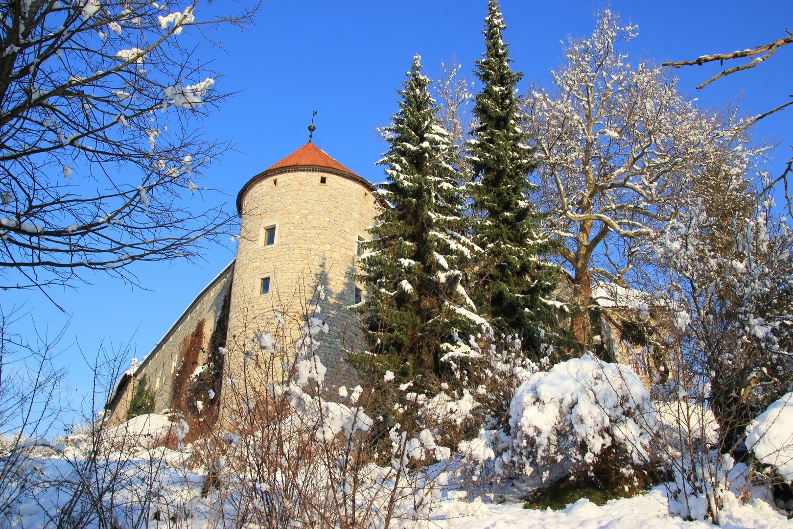 Graščina v Nedeljskem jutru by