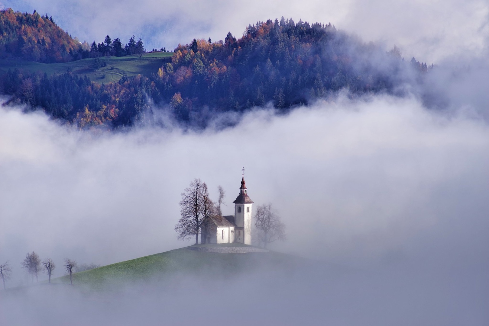 JESENSKO JUTRO NAD SV. TOMAZEM by CEVAMUS SUMAVEC