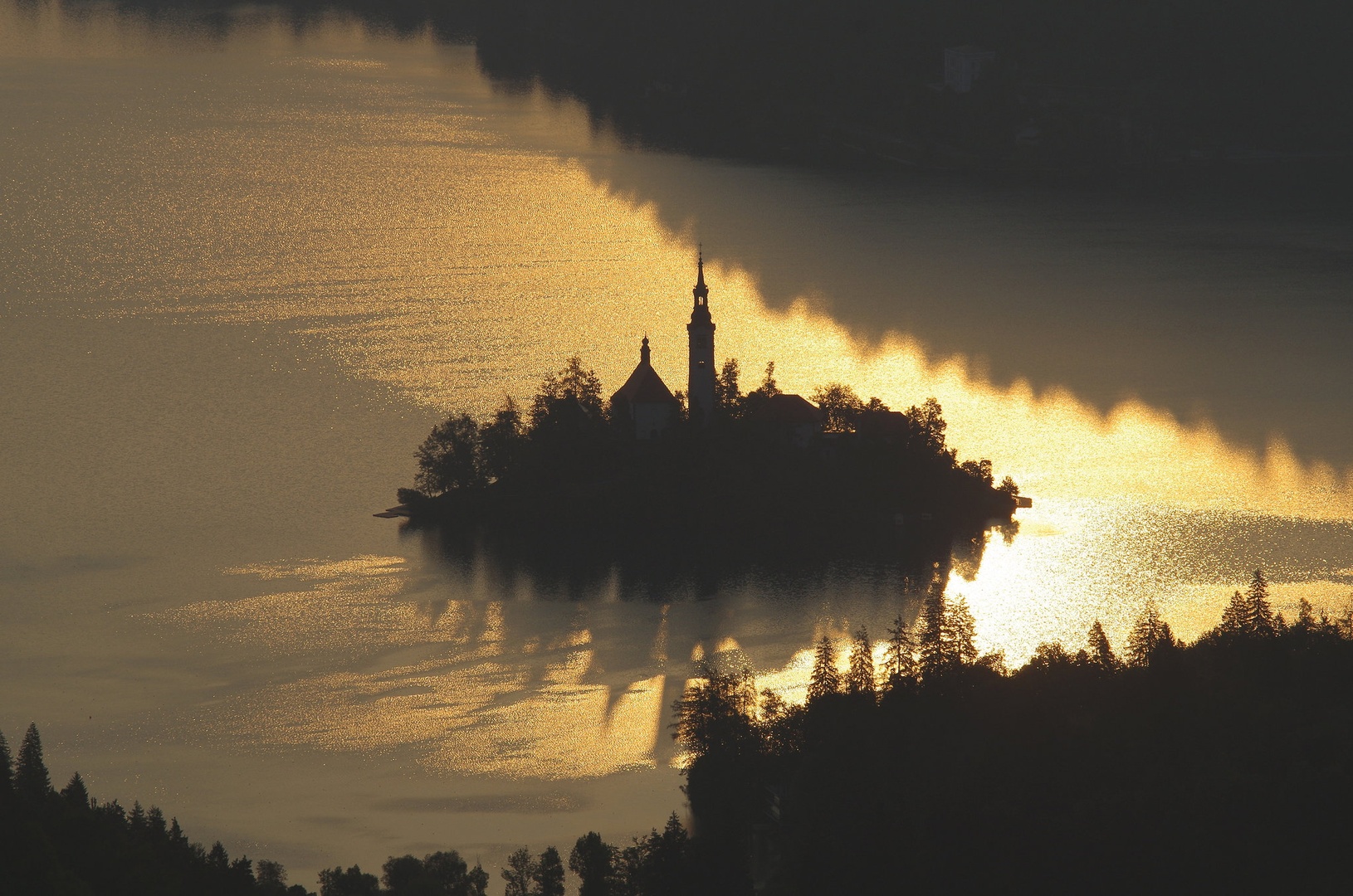 ZLATI LESKET by CEVAMUS SUMAVEC