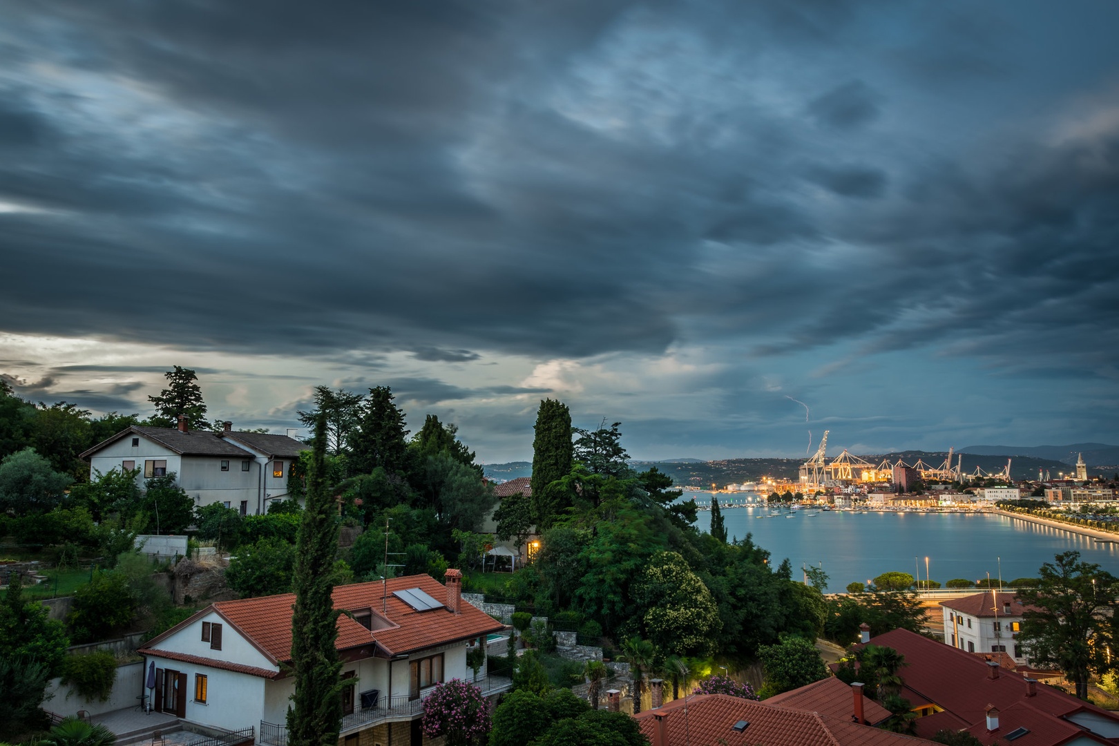 Night hdr by Jerry mura