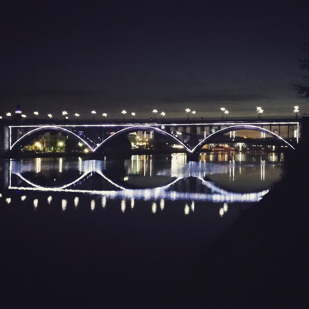 Stari most by Andrej Kmetic