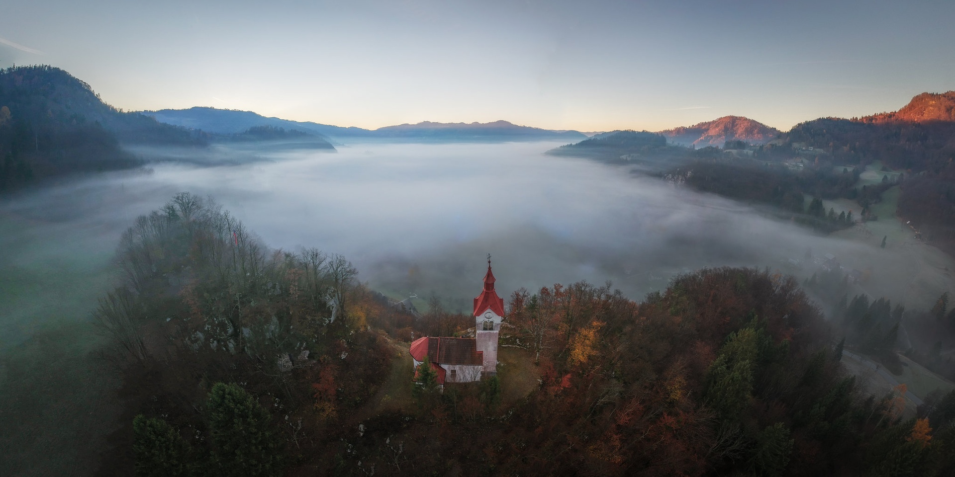 Jutro nad cerkljansko by Matej Mlakar