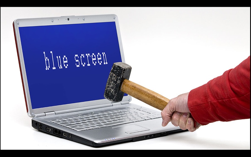 Blue Screen by jernejk