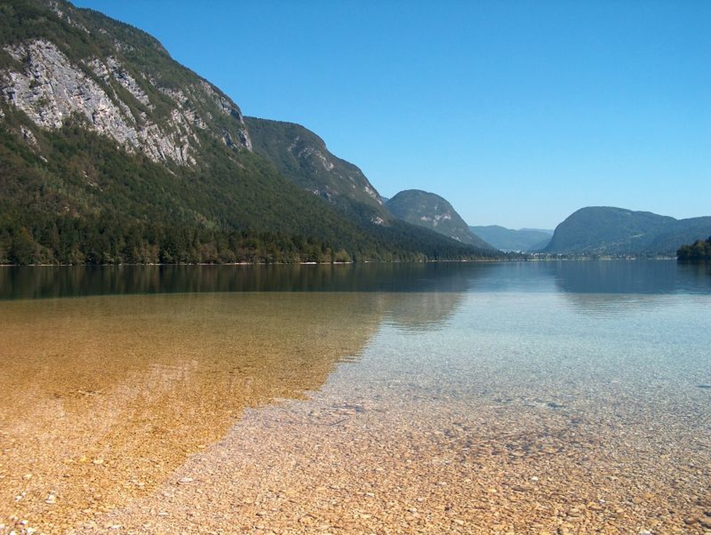 Bohinjsko jezero by