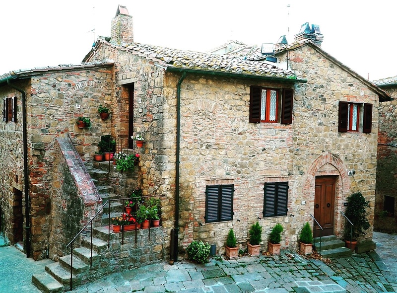 Toscana house by Martina Bizjak