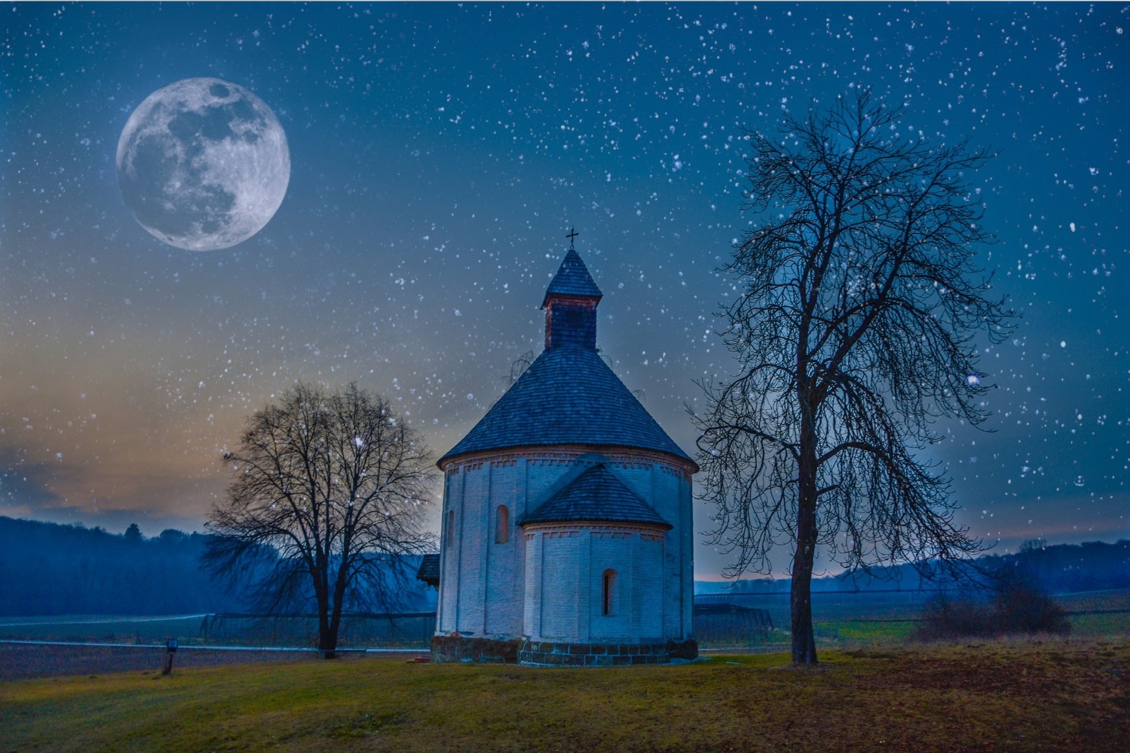 Rotunda, Selo. Cerkev Sv. Nikolaja by Štefan Renič