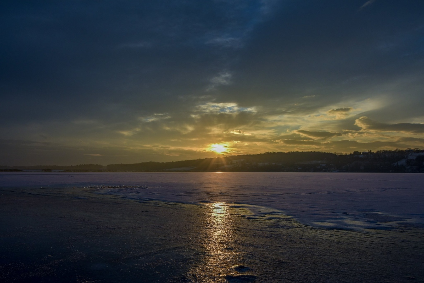 Pravljično Ledavsko jezero by Štefan Renič