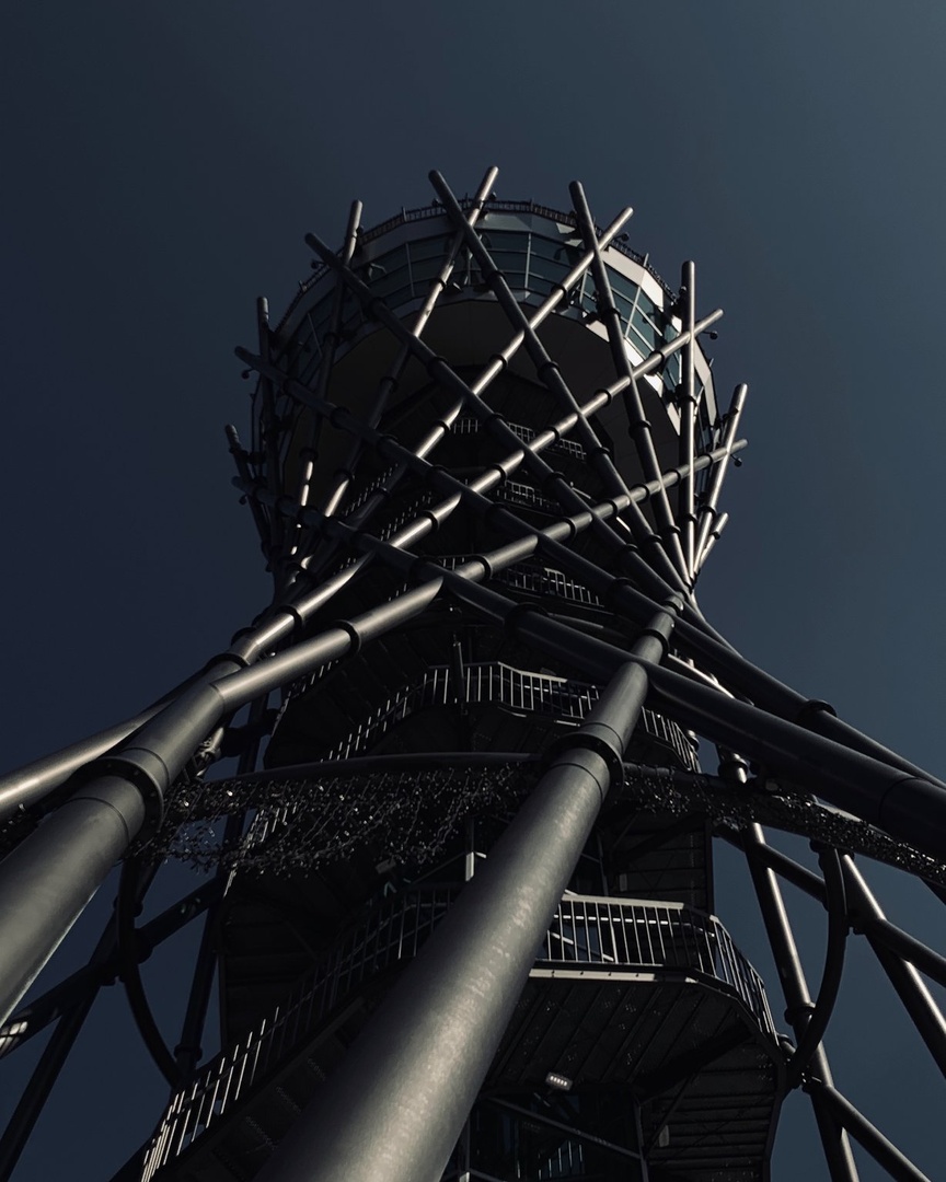 Vinarium tower by Štefan Renič