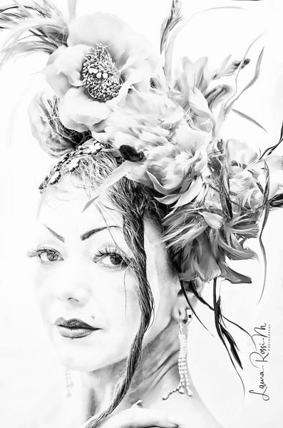 sguardo by Laura Victoria Murillo