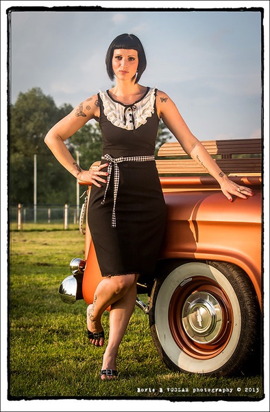 Elegantna dama by Boris B. Voglar
