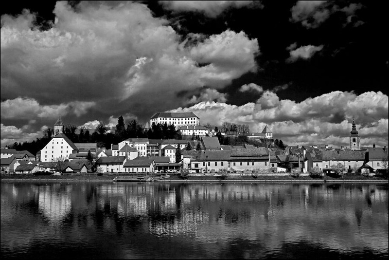 Drama pomladi by Boris B. Voglar