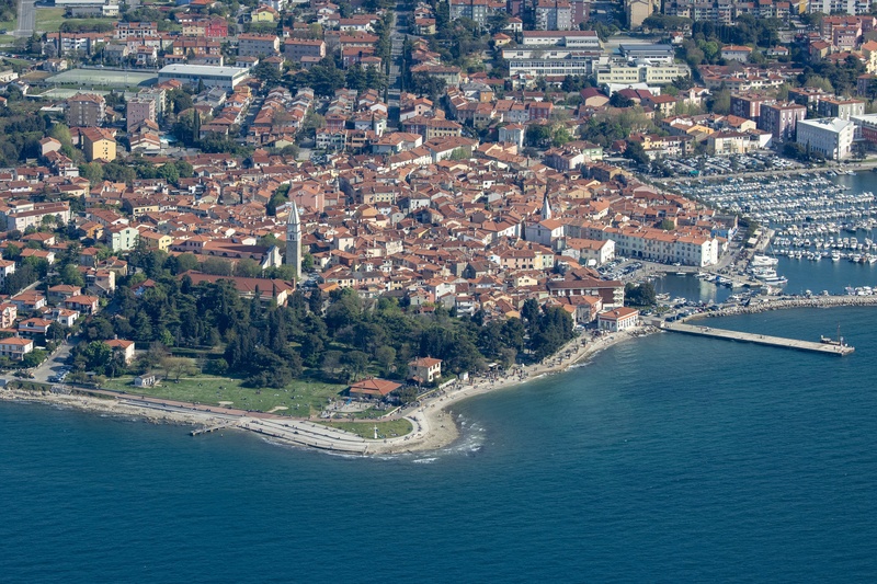 Izolska plaža by Klemen Grm