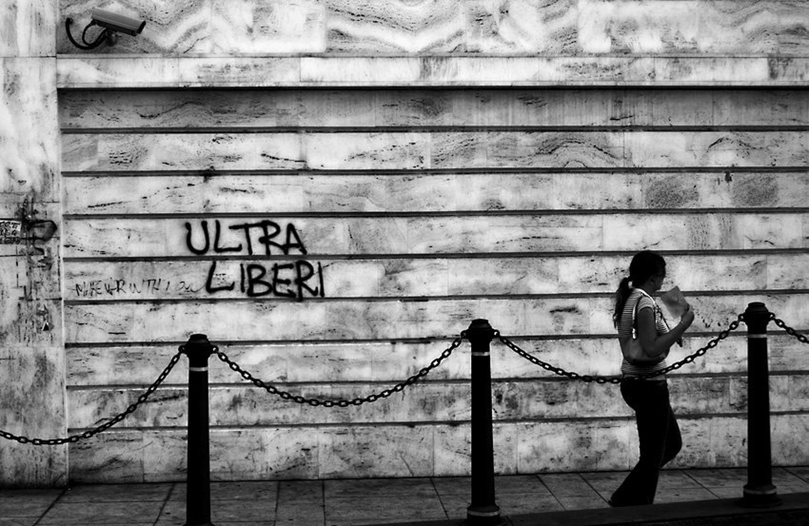 Ultra liberi by Lars