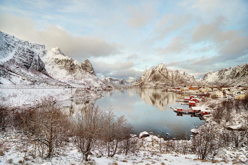 Reine by Tadej Žlahtič