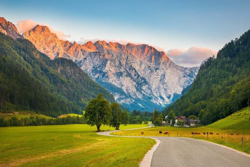 Logarska dolina by Tadej Žlahtič