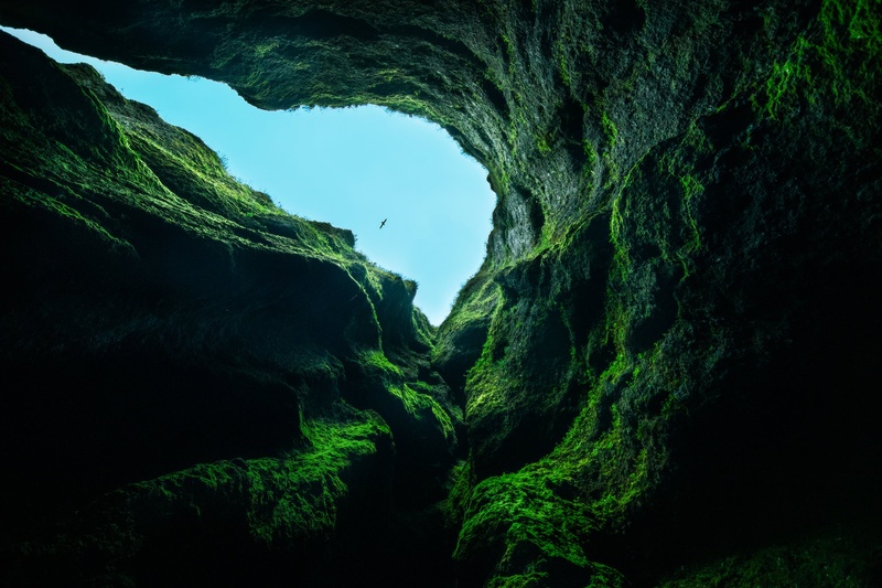 Raudfeldsgja gorge by Tadej Žlahtič