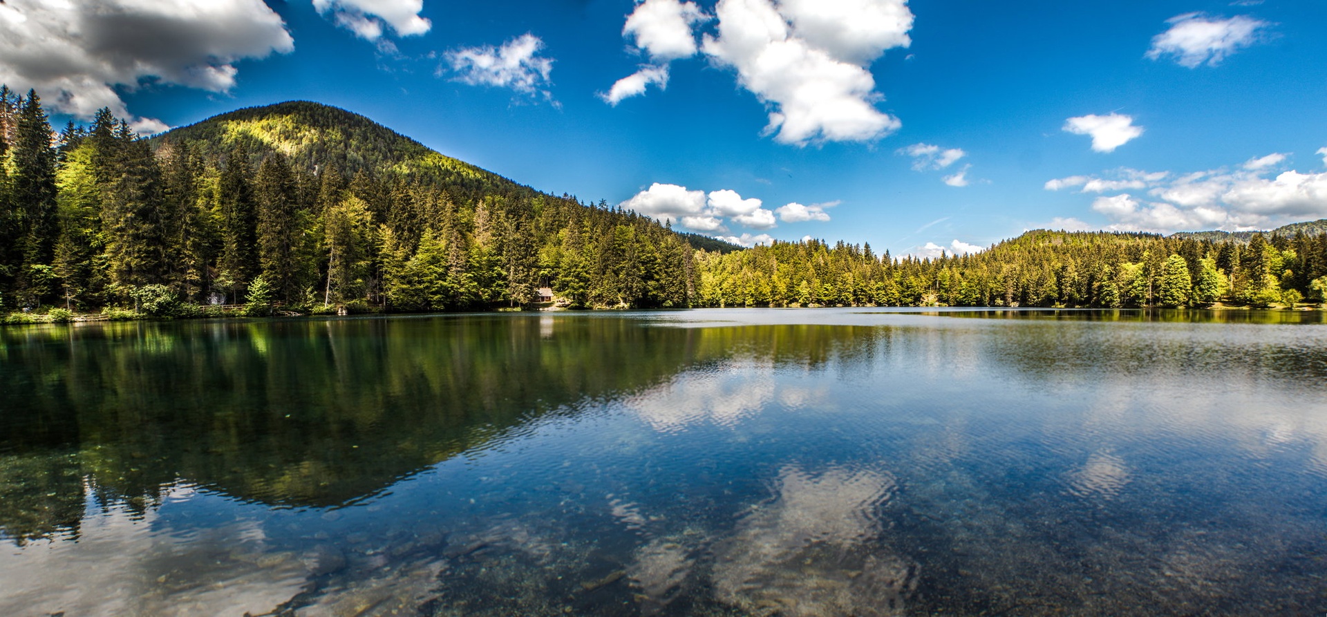 Mangartsko jezero by Dejan Mržljak