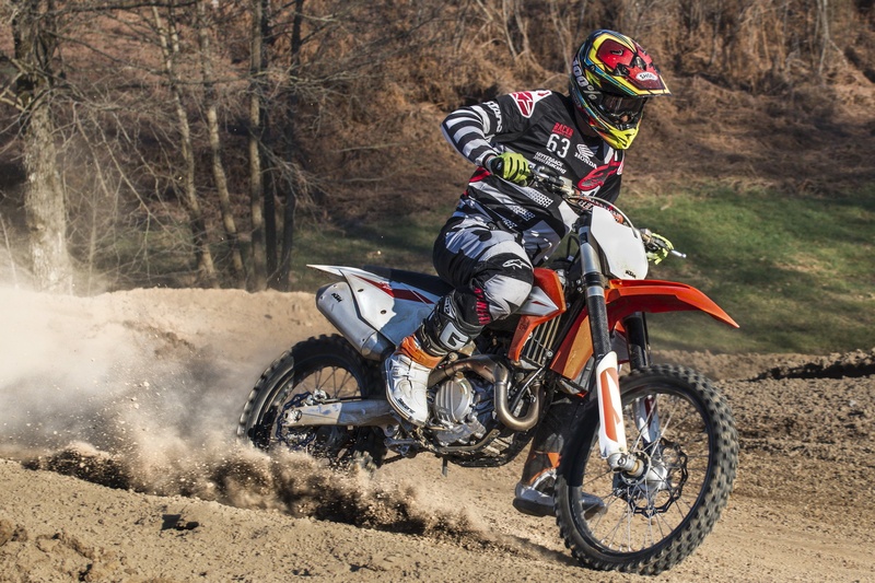Motocross riding by Dejan Mržljak
