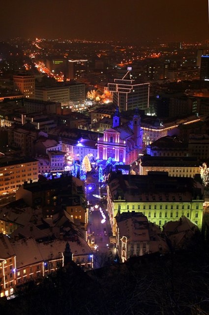 Prestolnica by Anže Česen