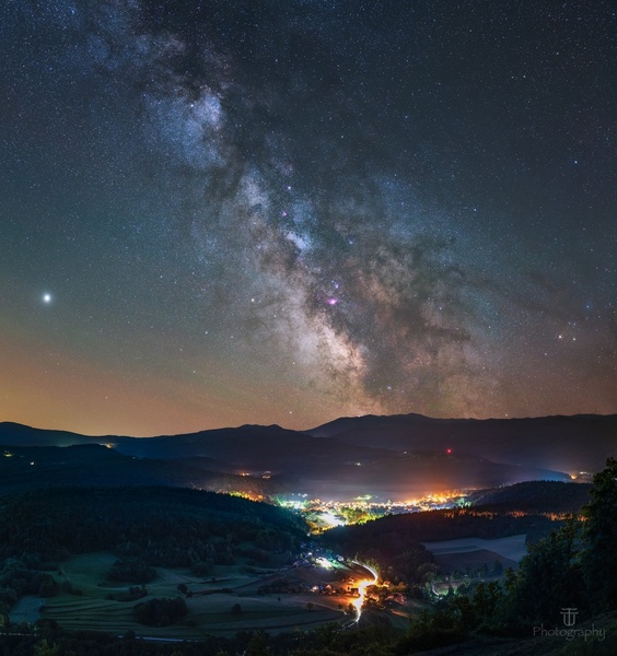 Rimska Cesta nad Dolenjskimi Toplicami by Uroš Fink