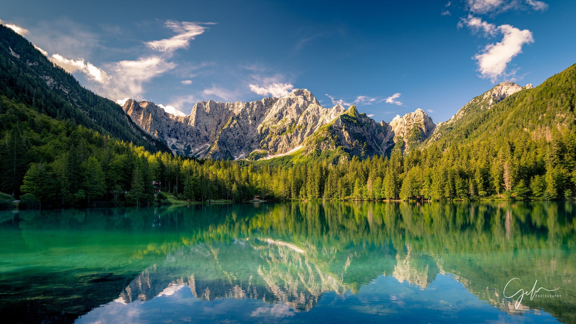 Belopeško jezero by Gregor Vrtnik