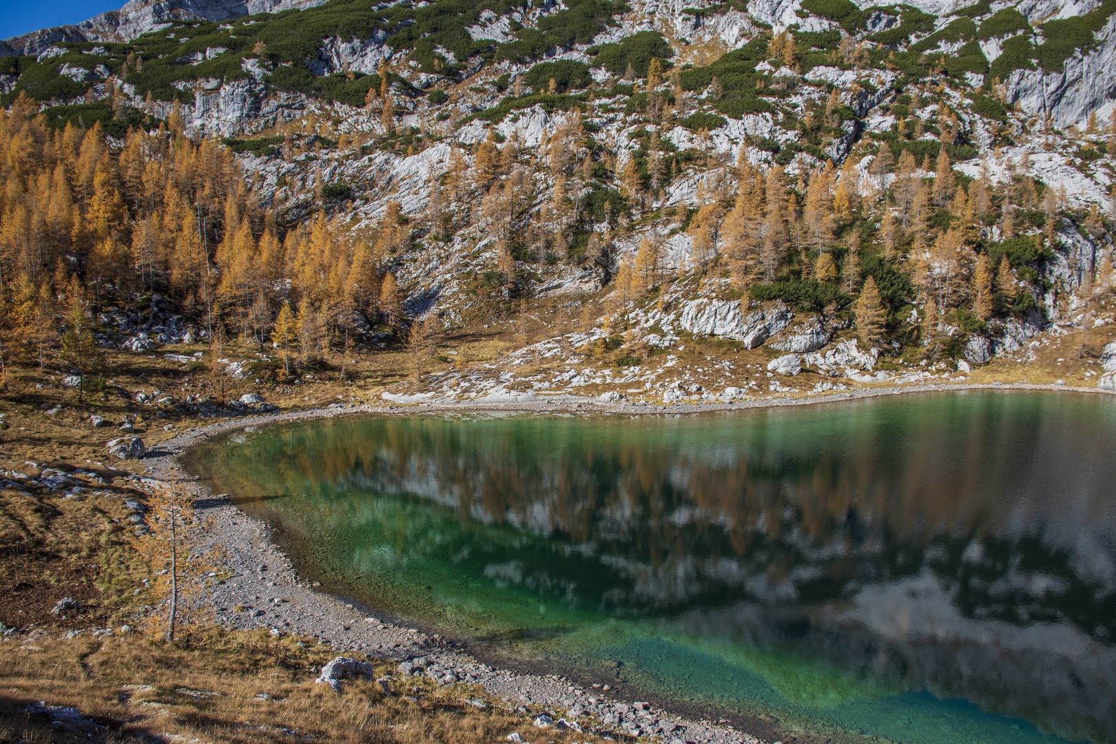 Jezero Ledvica by Jernej Vasle