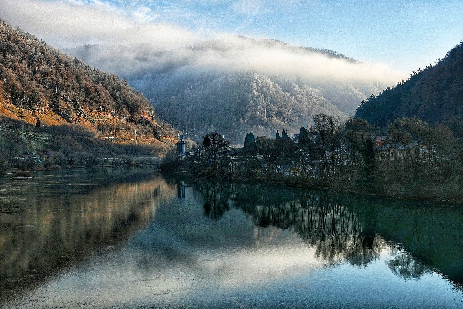 Koroška, Drava by Vinko Knezar