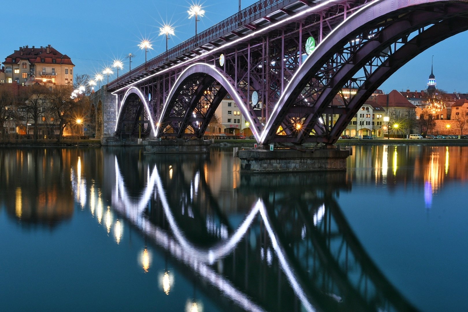 Stari most, Maribor by Vinko Knezar