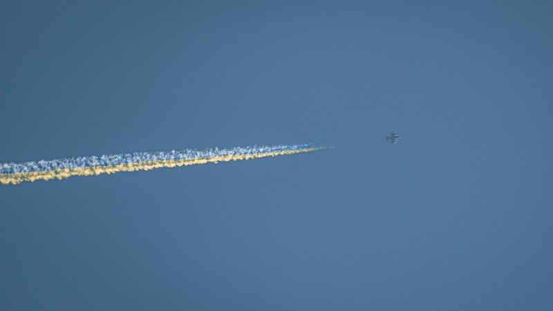 F16 on return from Ukrainian border by Andrej