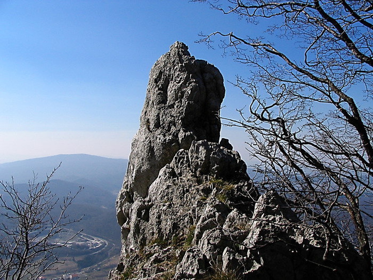 nad dolino by