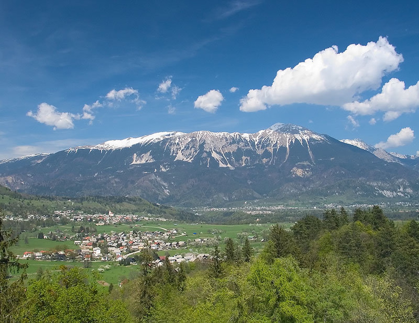Gorska okolica Bleda by Matevž Bizjak