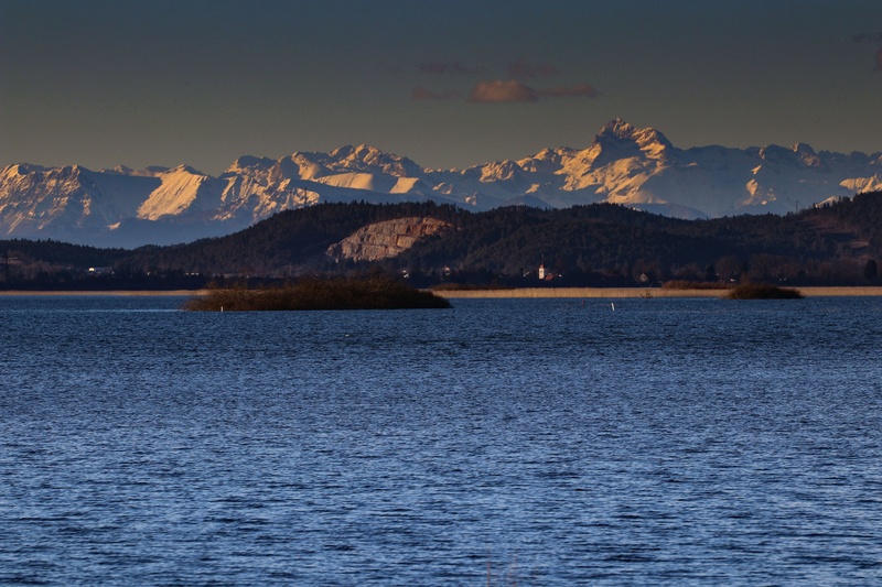 tam daleč by gorjan