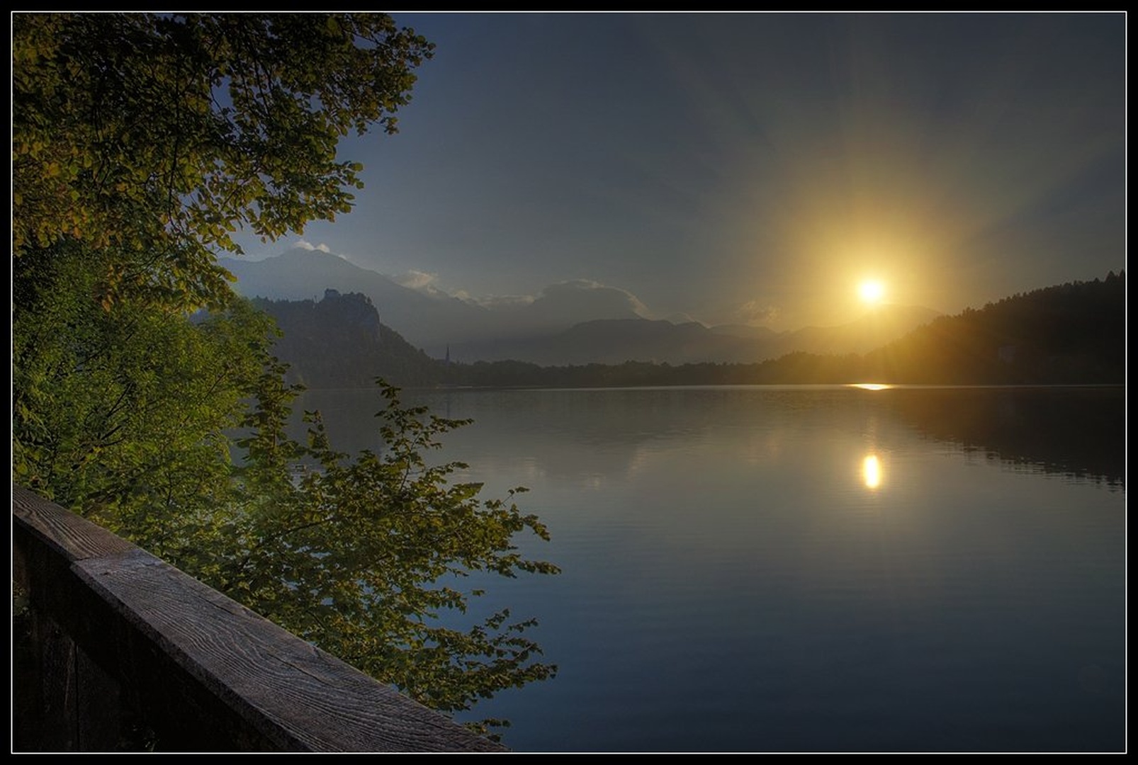 Blejsko jutro by -ZaGoR-
