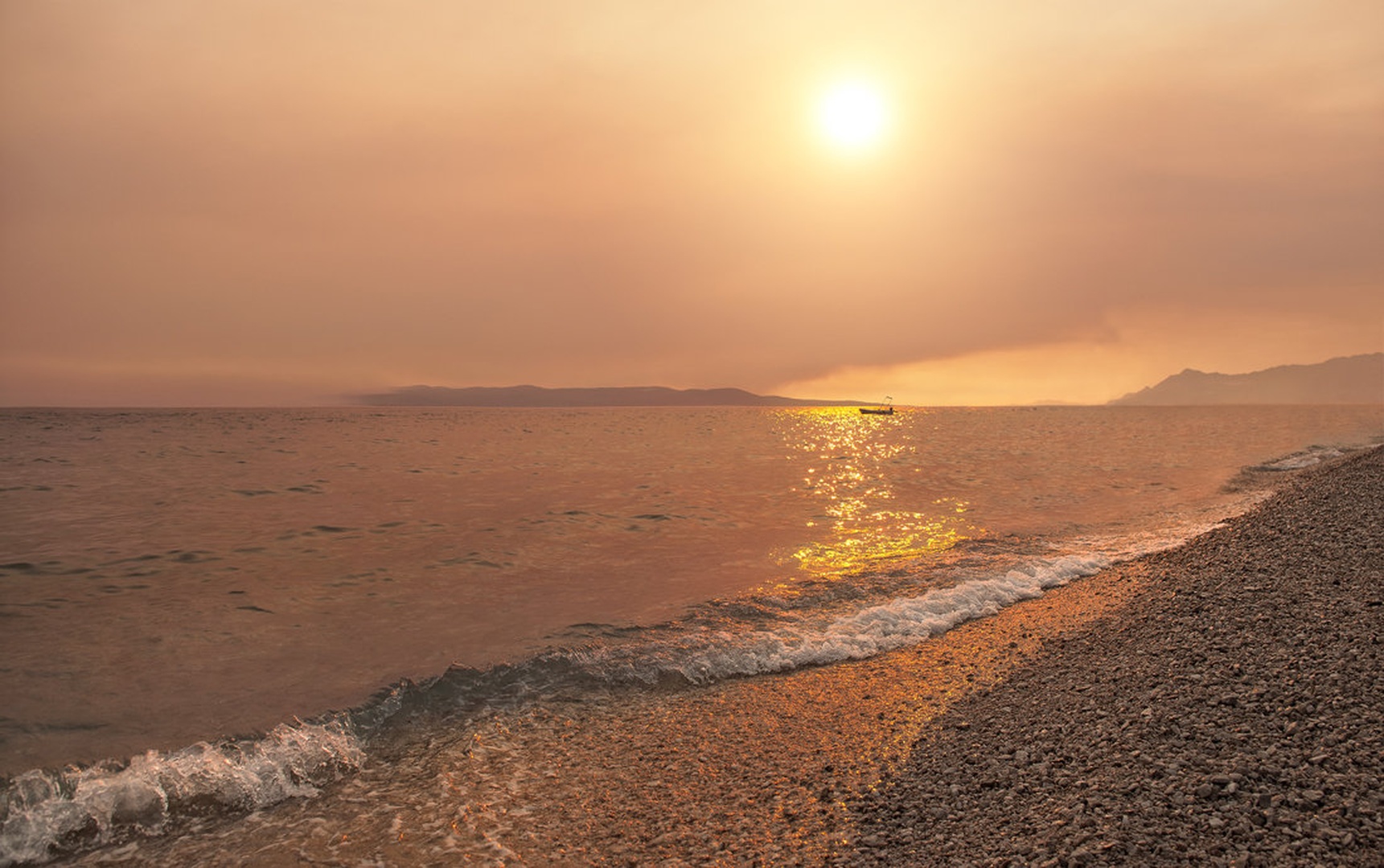 sound of the sea by -ZaGoR-