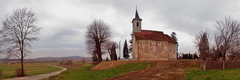 Crkvica pored puta by ThePljuc