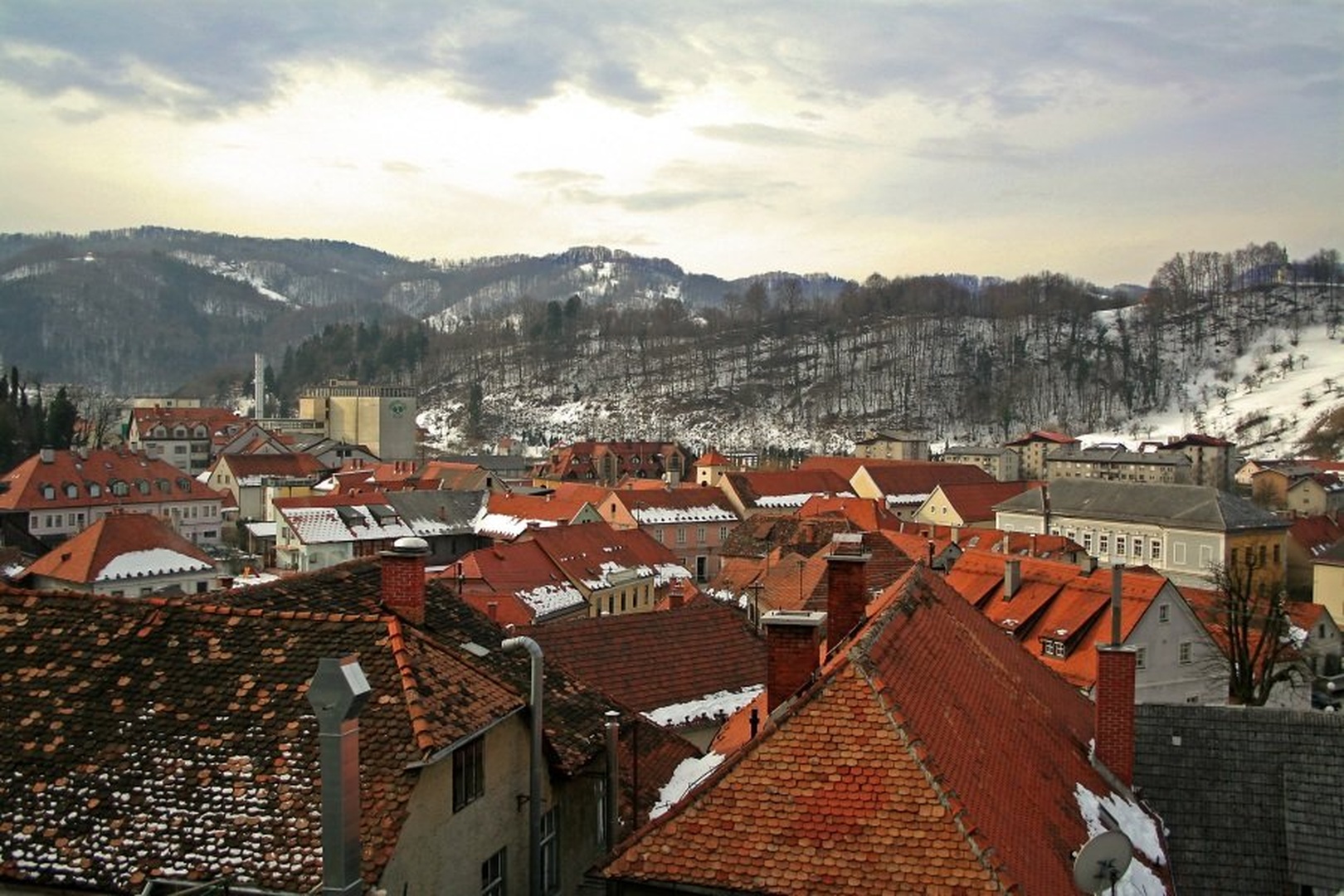 Pogled z dimnika by Gregor Podkoritnik