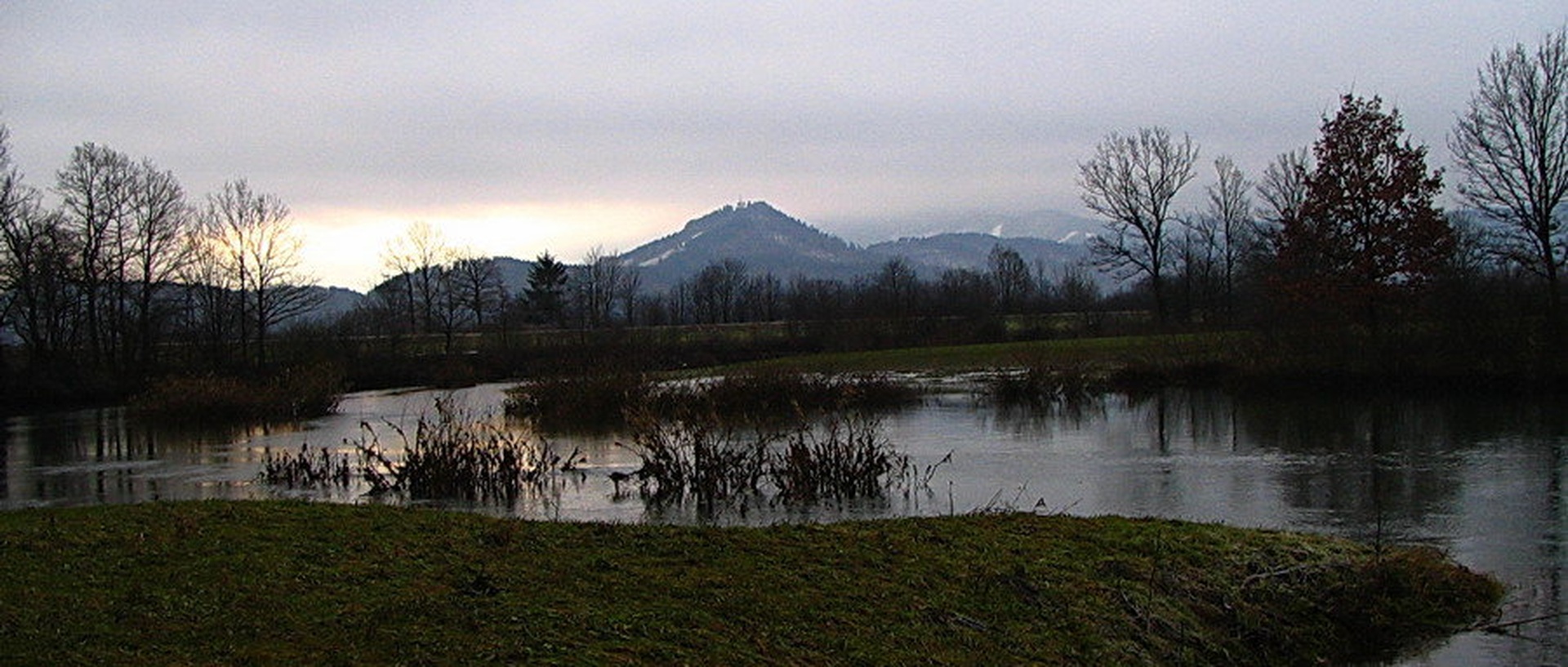 planinsko jezero by