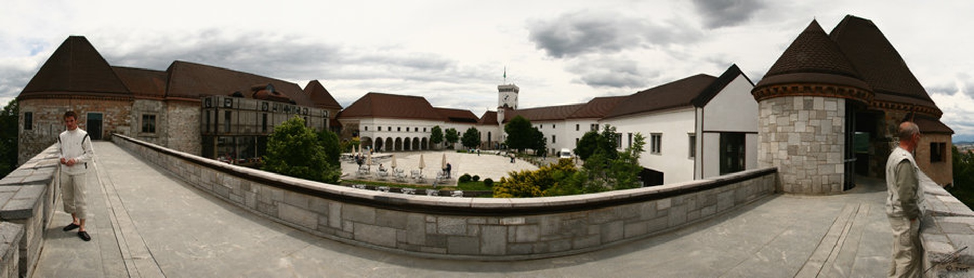 Ljubljanski grad by Juš Medič