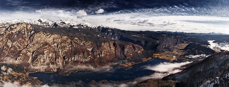 V osrčju Alp by Juš Medič