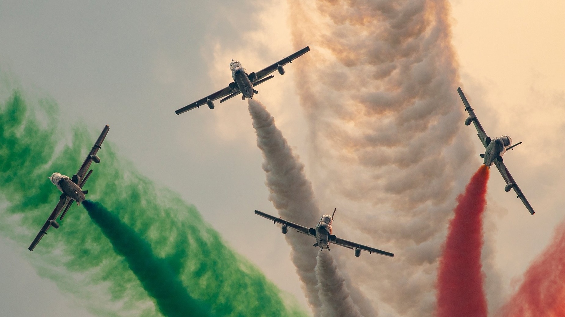 Frecce Tricolori by Peter Komatović