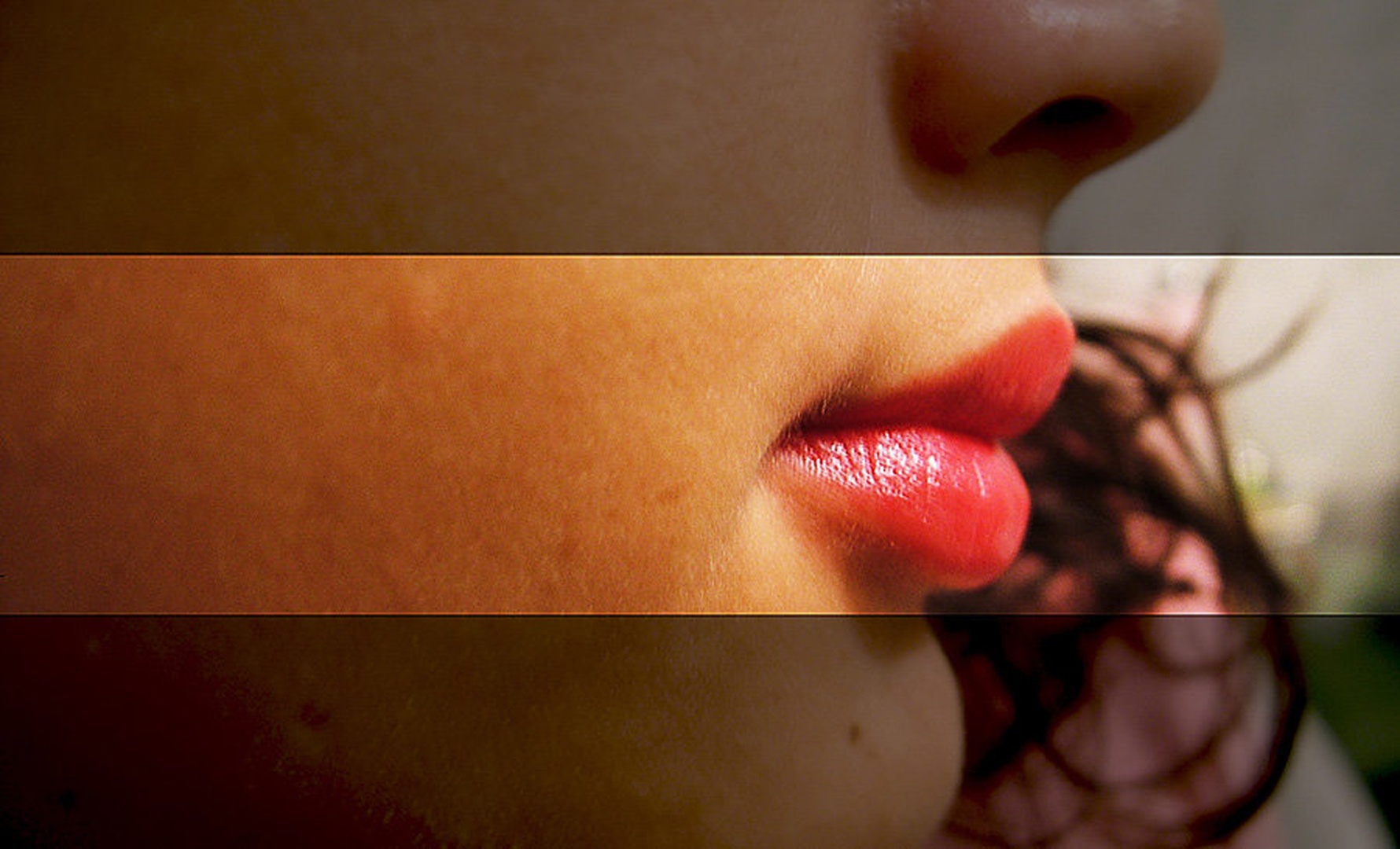 Her lips by Dragan Zlatanovic