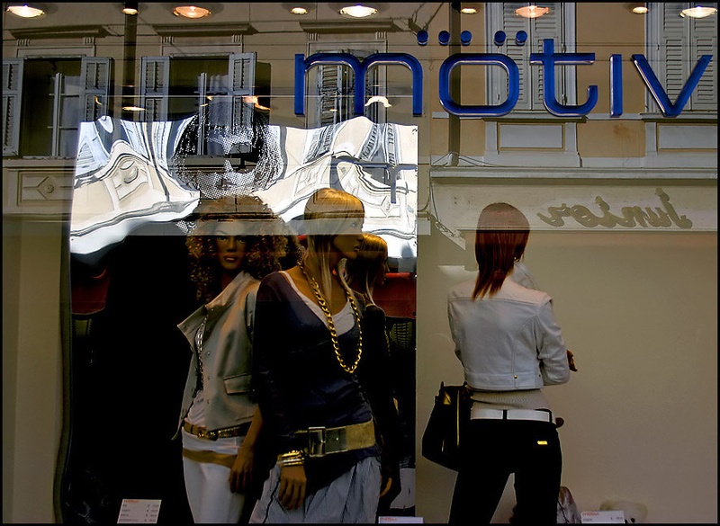 Motiv by simon