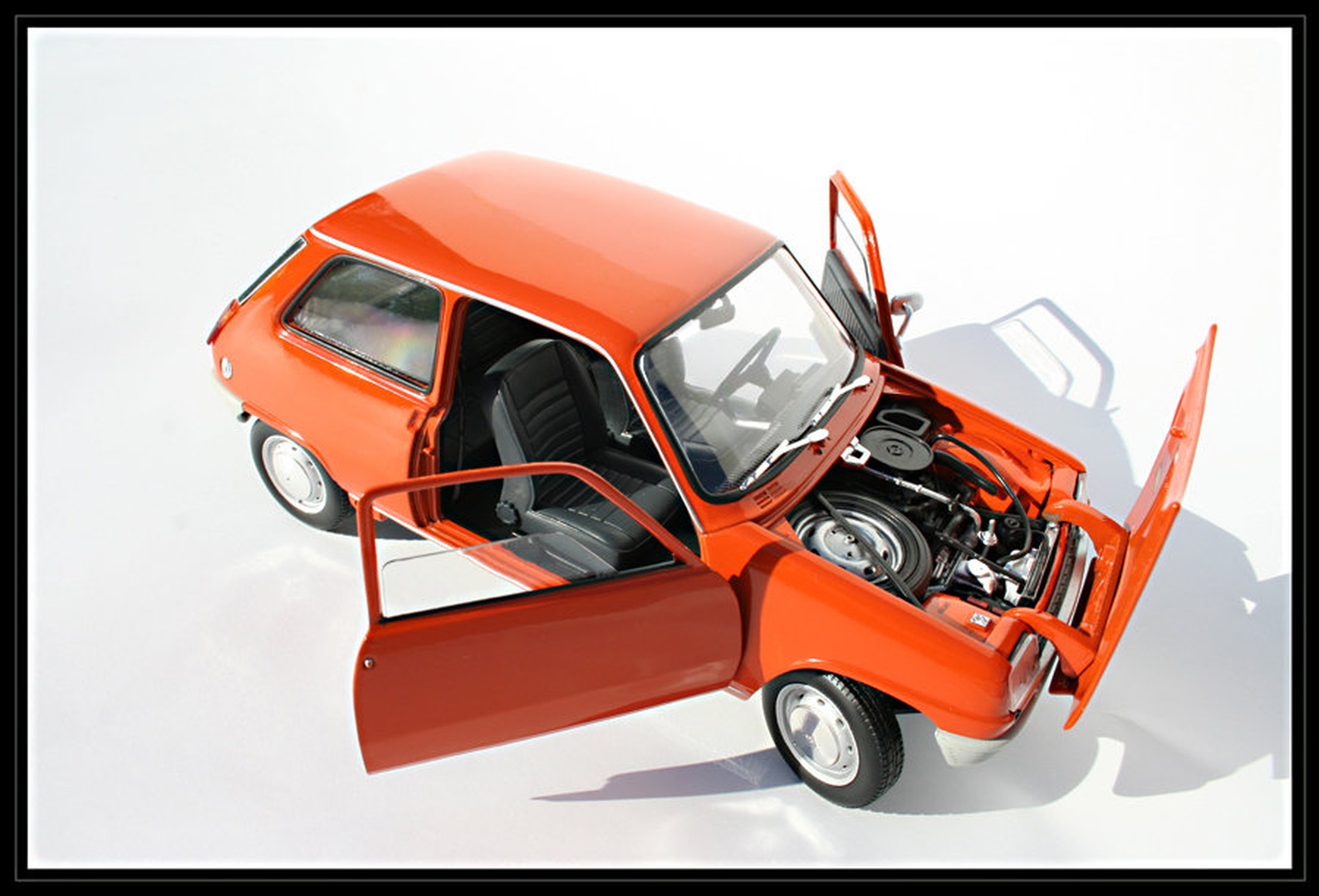 Renault 5 - Show off by