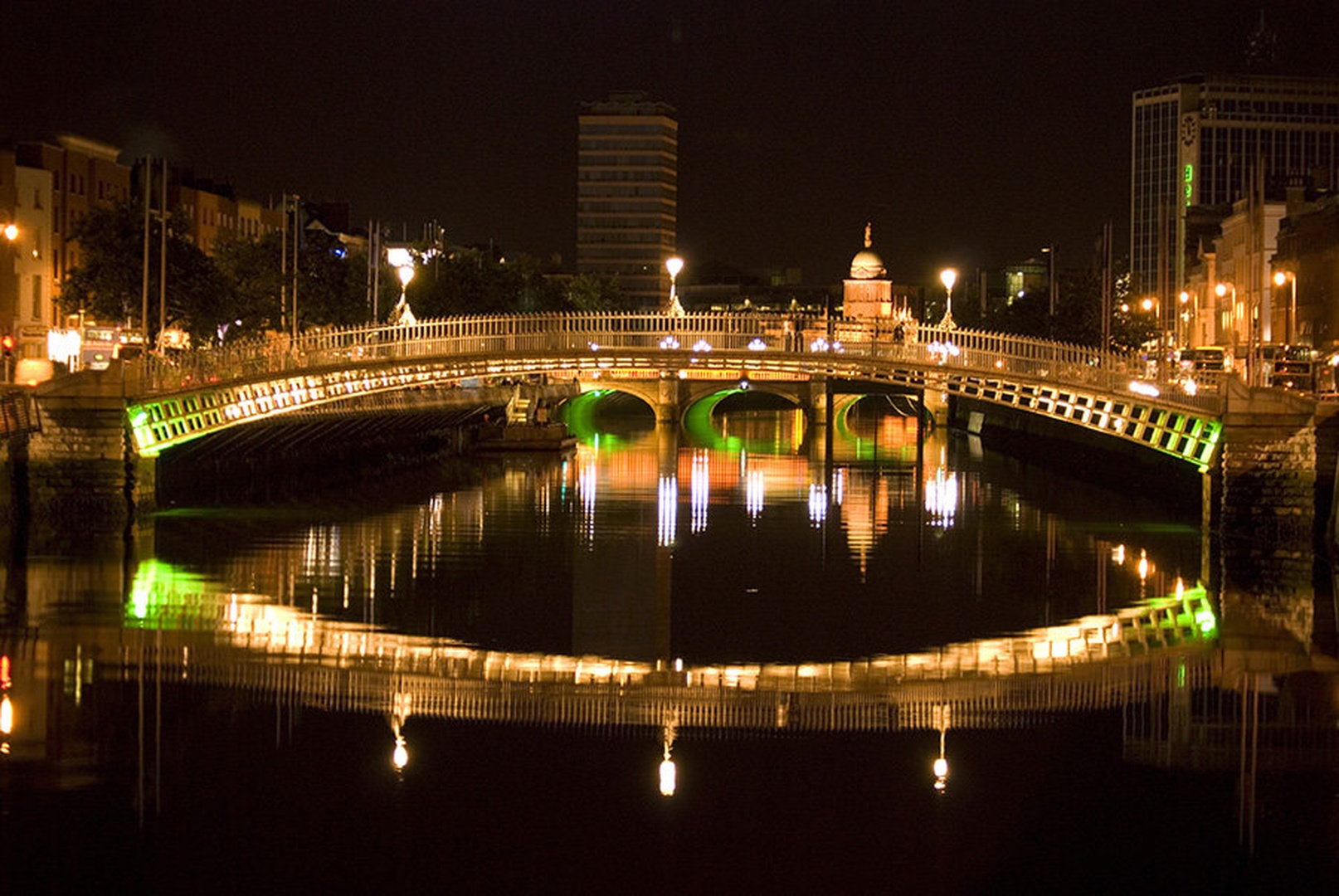 half penny bridge by