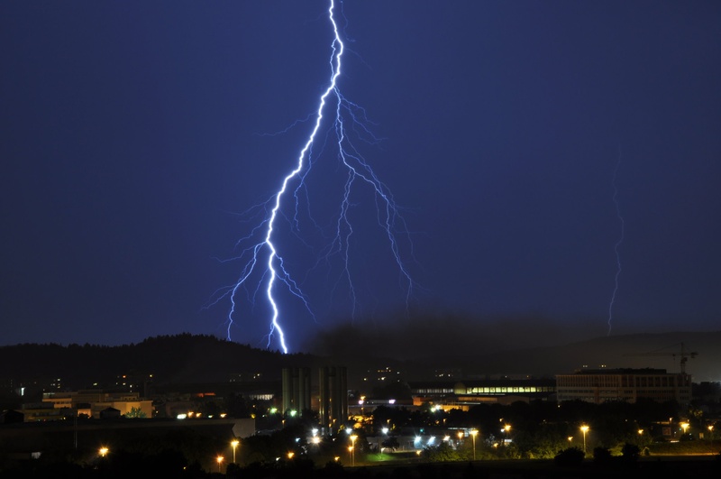 Smoking lightning by Rok Ahlin