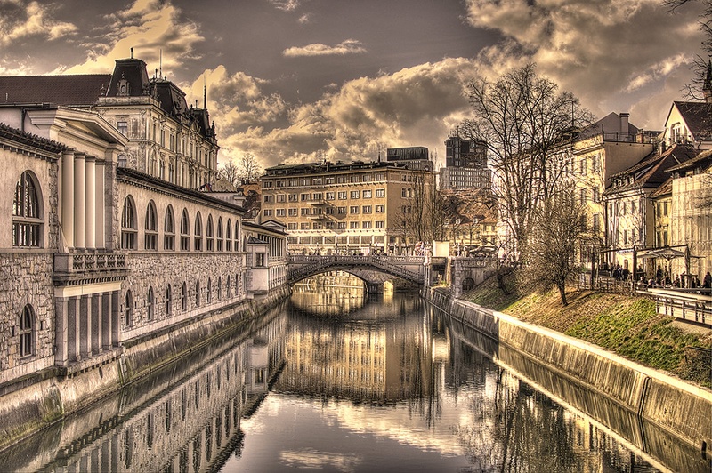 Ljubljana by Rok Ahlin