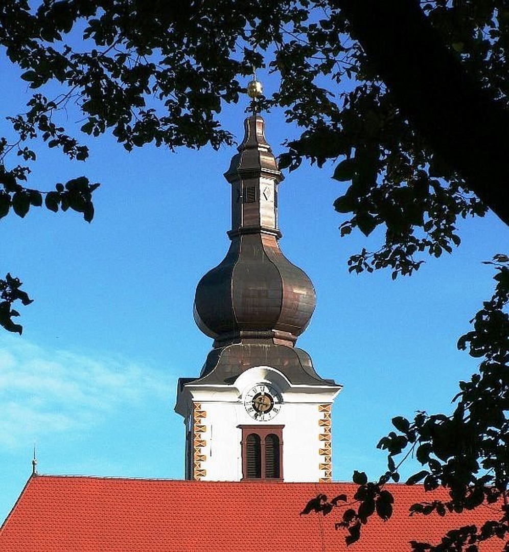 Stolp by sara avbersek