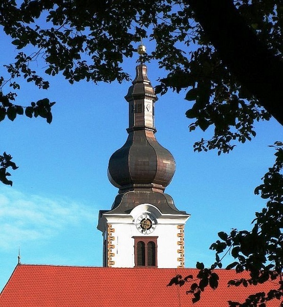 Stolp by sara avbersek