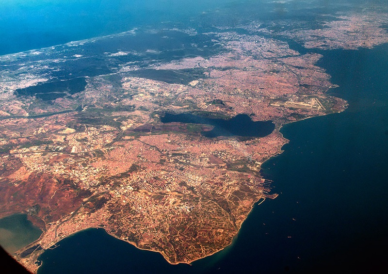 over Istanbul... by urh_tomaz