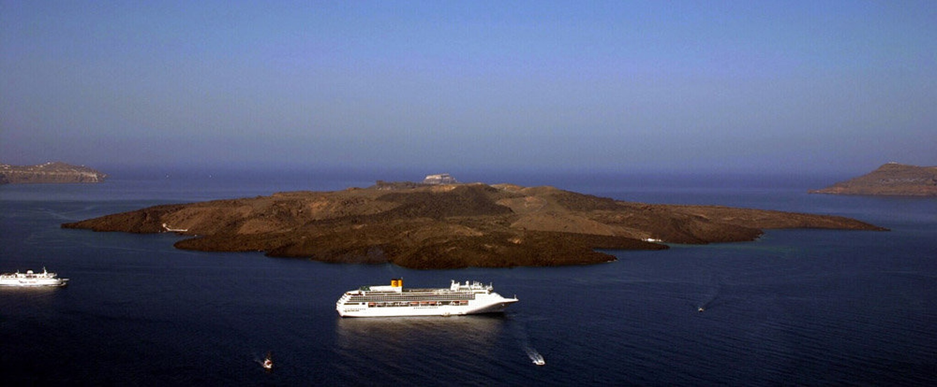 Nea Kameni by